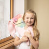 Kind met verzwaringsknuffel SPRINX