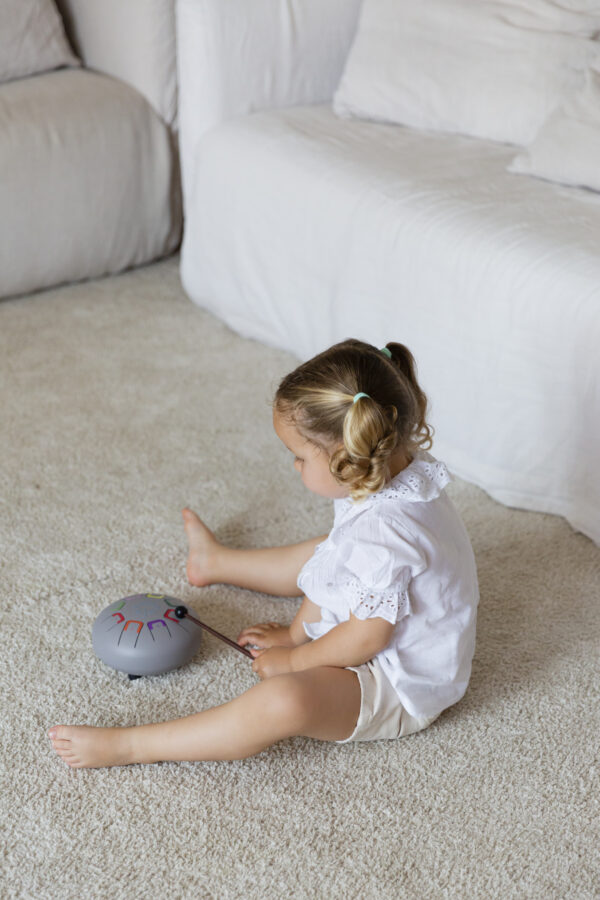 Shooting HR-145 Baby Tambú 6 Smoky met kind