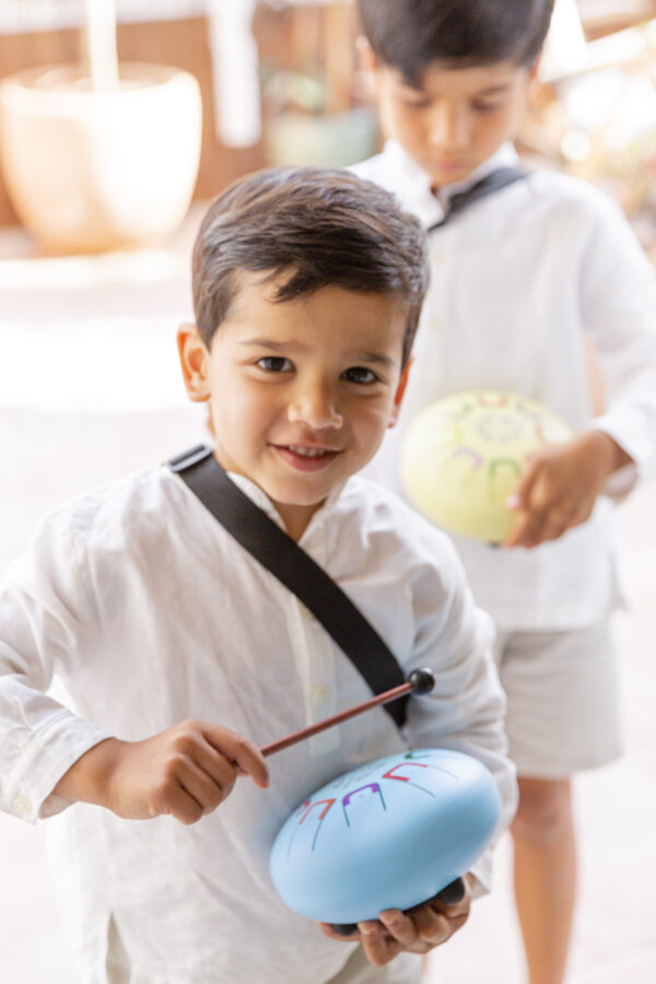 Shooting HR-157 Baby Tambú 6 met kind